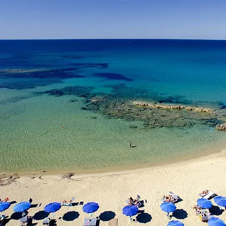 La Playa 3* אצ'יארולי