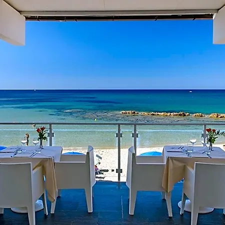 La Playa Аччароли